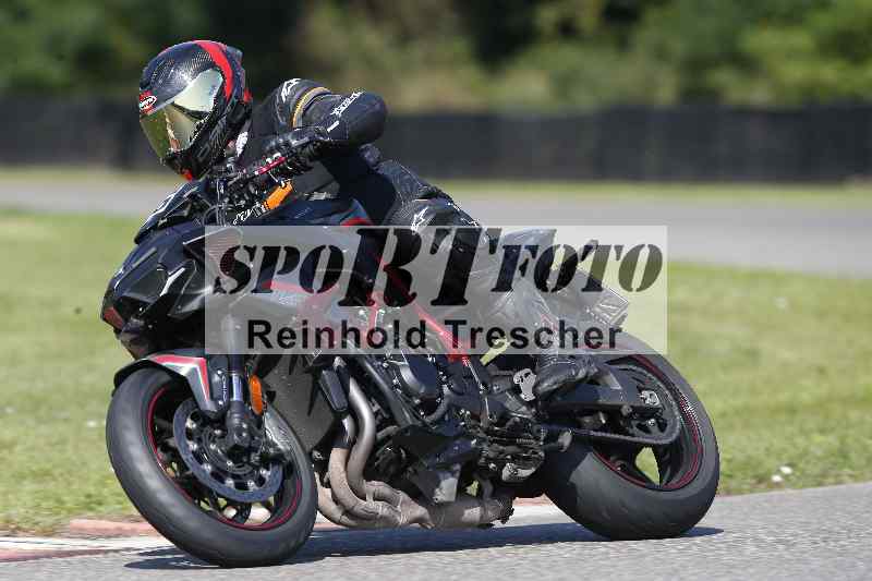 /44 09.08.2025 Plüss Moto Sport ADR/Freies Fahren/36